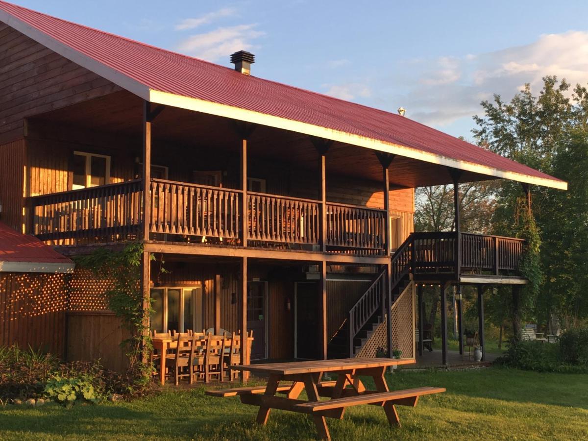 L'Aubergine Hotel Saint Hilarion Екстериор снимка